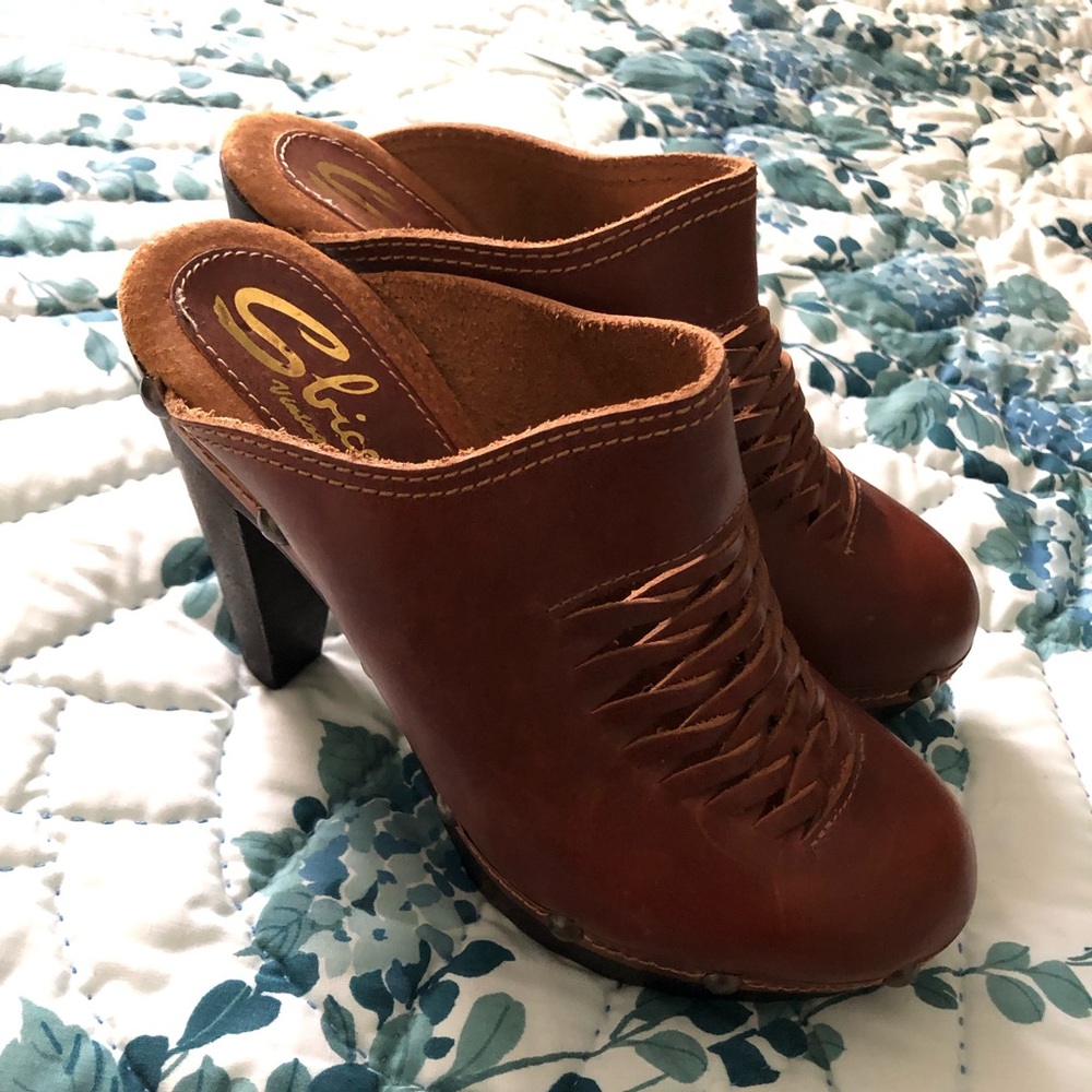 💫 3 for $25!! Like new clog heels